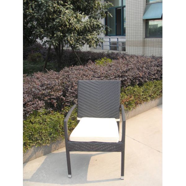 Buy Rattan chair    at wholesale prices
