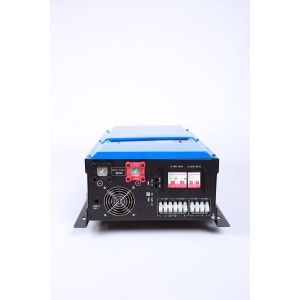 Quality Hybrid Solar Power Inverter For Energy Power System Pure Sine Wave 5KW 6KW for sale
