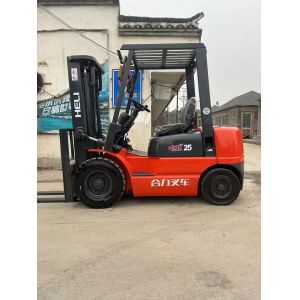 Second Hand Forklift With XINCHAI 490 BPG Engine