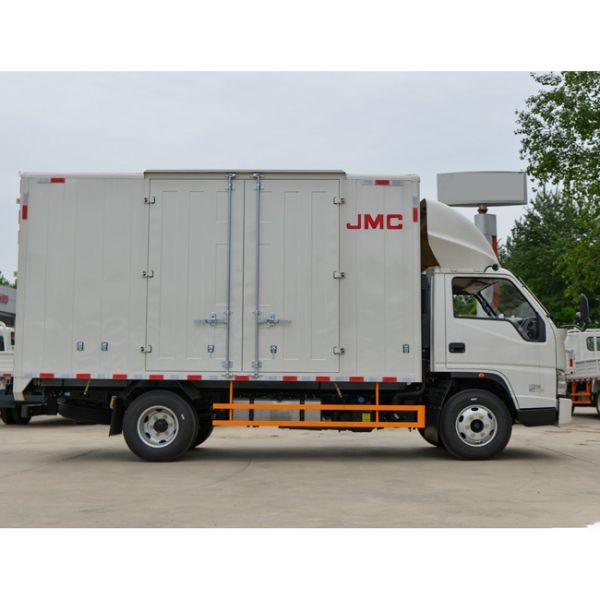 Factory Customized 4X2 130HP JMC Truck Van Trucks Cargo Van Truck With 4.2Meter Cargo Boxes