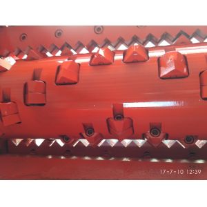 Industrial Shredder/Single Shaft Shredder/wood slap crusher/Waste Plastic