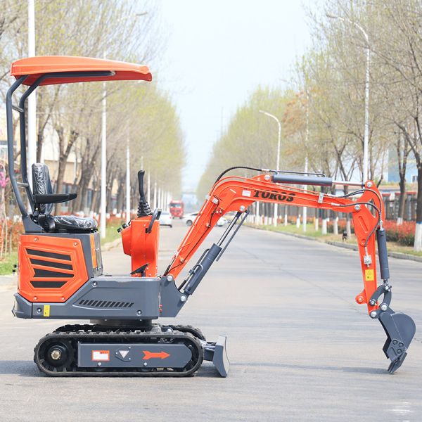 Buy Multifunctional Small Mini Excavator Machine 1200kg High Efficiency at wholesale prices
