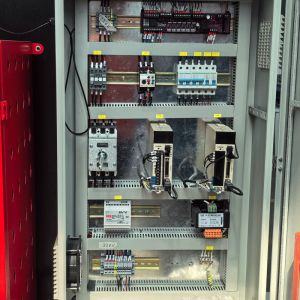 40T1600 Hydraulic Press Brake CNC Bending Machine Economical And Practical