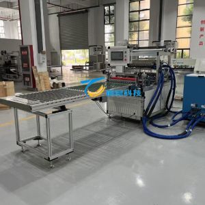 The Hot Melt Adhesive Dispensing Machine is an Environmentally Friendly and