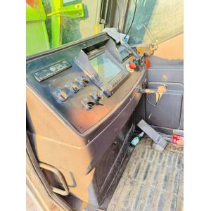 2019 Zoomlion ZAT3000 Used Crane Has An 80m Boom, An 18m Jib, And A 140-Ton