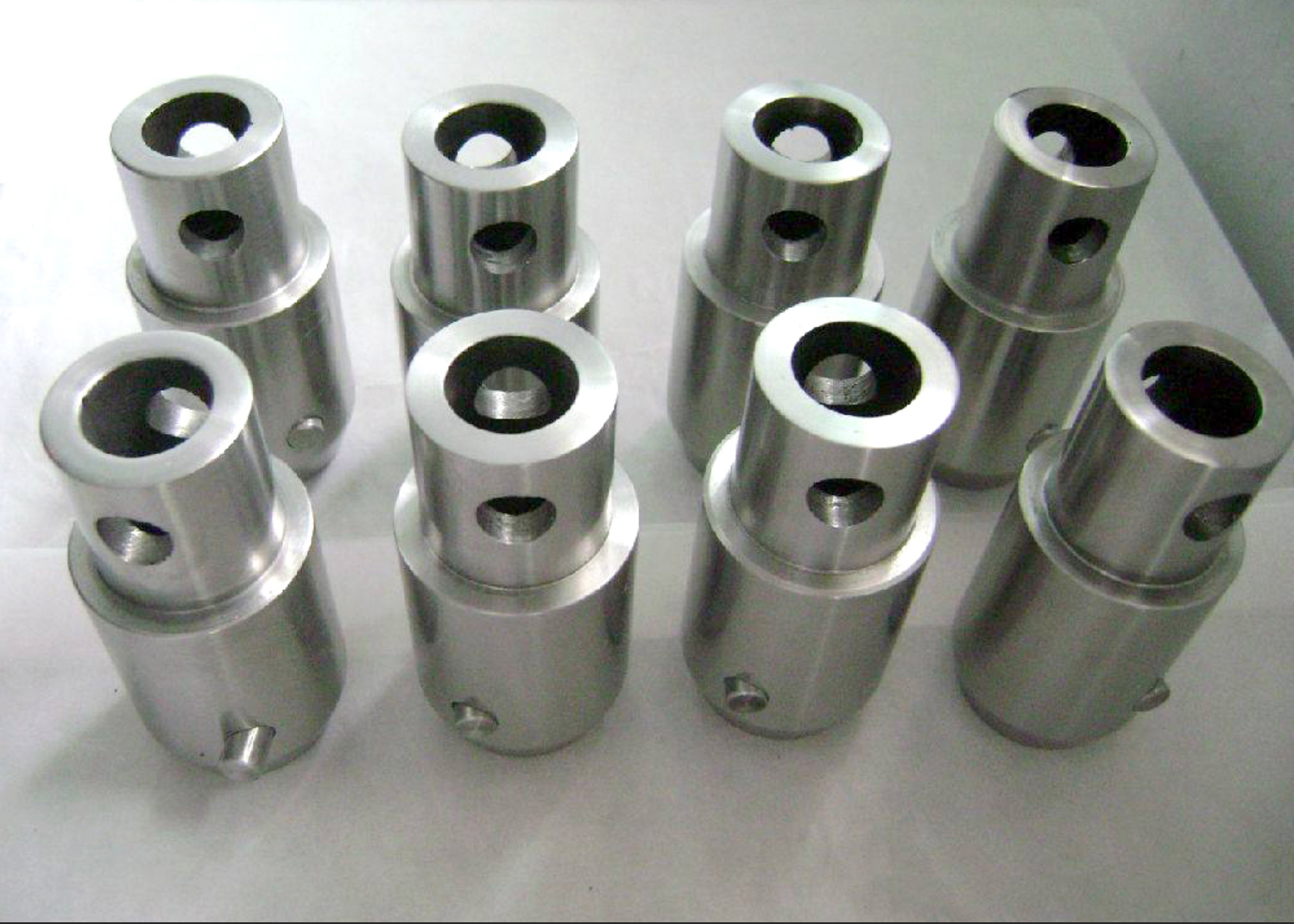 Ro 4216 Niobium Alloy High Purity 99.95% Niobium Machining Spare Parts