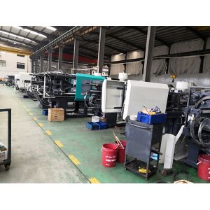 China HJF780 Plastic Injection Molding Machine 470×470mm Tie Bar Low Noise on sale