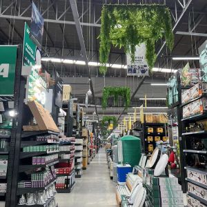 Supermarket Shelves With Metal Construction Grocery Gondola Shelving