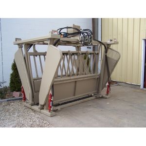 Double Squeeze Cattle Chute