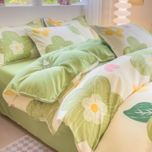 8PCS Printed Microfiber Bedding Sets with Matching Curtains in Customized Colors