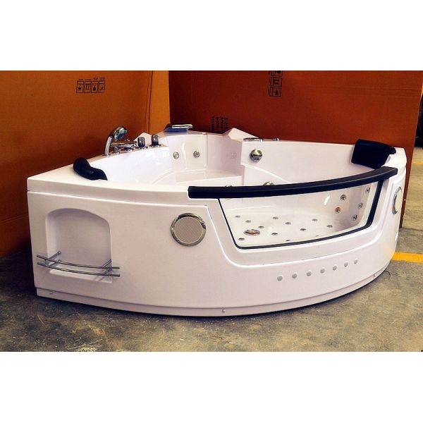 Buy Mini Jacuzzi Freestanding Tub Whirlpool Air Tub With 2 Pcs Pillow 1400 * 1400mm at wholesale prices