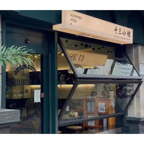 Water-Reflective Folding Window Design Amplifying Natural Light Through Strategic Shoreline Positioning