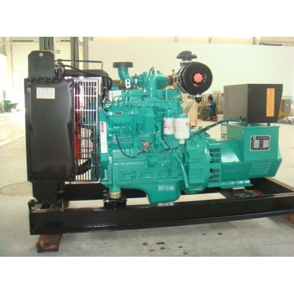 Buy 50Hz / 60Hz Silent Cummins Diesel Generator Engine Power Genset 100kva , Direct Injection at wholesale prices