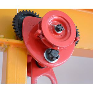 25. Heavy-Duty Mechanical Lifting Devices for Installing Equipment and Lifting