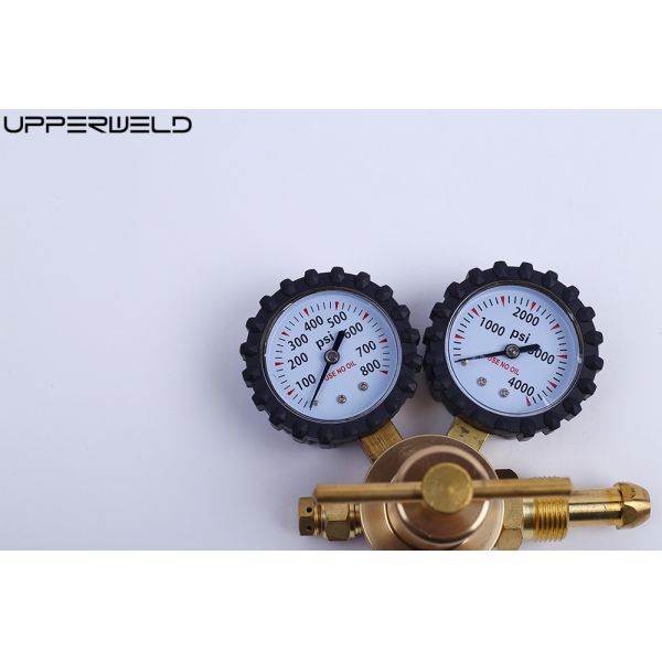 Standard Gases Media Gas Regulator with 0-400 PSI Delivery Pressure and Brass Inlet Outlet
