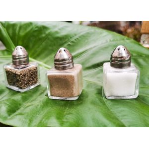 Elegant and Fashionable 3-Piece Set of Grinder and Shaker with Condiment for