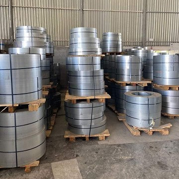 Buy Precision 304 304l Stainless Steel Strips Cold Rolled 2b Surface Finish at wholesale prices