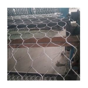 Double Twisted 6x8cm Galvanized Gabion Baskets Stone Filled Cages Hexagon