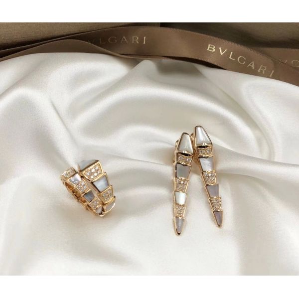 Buy Luxury Genuine 18K Gold Diamond Ring With Natural White Pearl Shell at wholesale prices