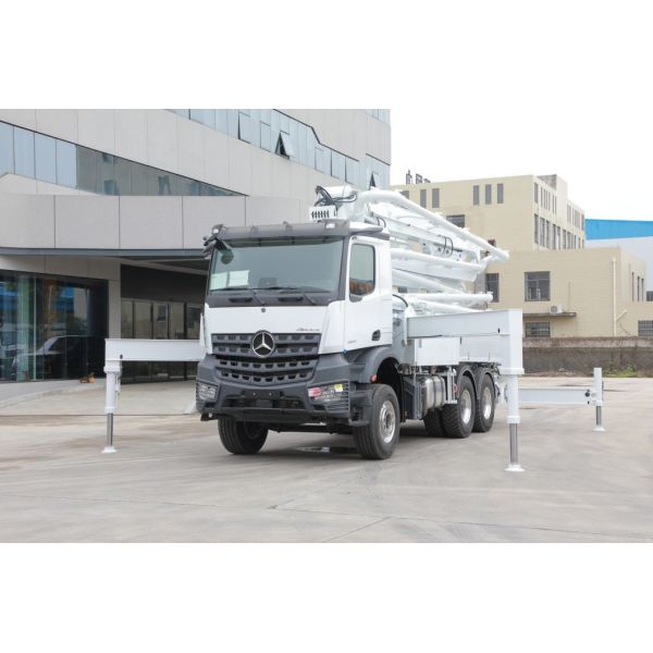 38m Truck Mounted Pump with Mercedes Benz Chassis Concrete Boom Pump Concrete Mixer Truck