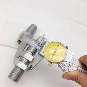 Bulkhead 60 Degree Seat Straight Pipe Thread Fittings