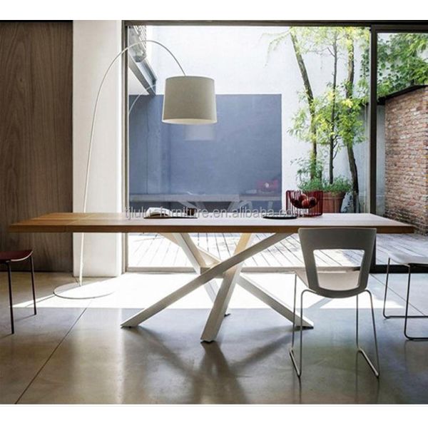 Modern Design Wooden Dining Table for General in Home Furniture