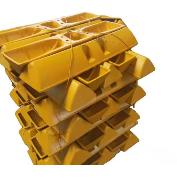 Buy Shantui SD16 swamp track shoes wholesale low price 203MA-00411 at wholesale prices