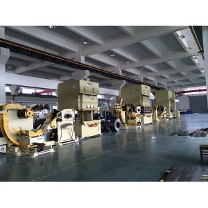 Decoiling And Straightening Machine NC Punch Servo Feeder