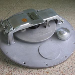 China Industry Standard Fuel Tank Manhole Covers For Customer Requirements on sale