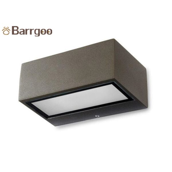 Buy Rectangular Exterior Up Down Led Wall Light Ip65 Minimalist E27 Base CE ROHS Marked at wholesale prices
