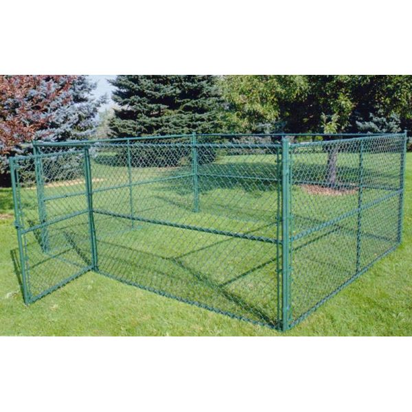 Green vinyl-coated chain link dog kennel with bracing for strength.