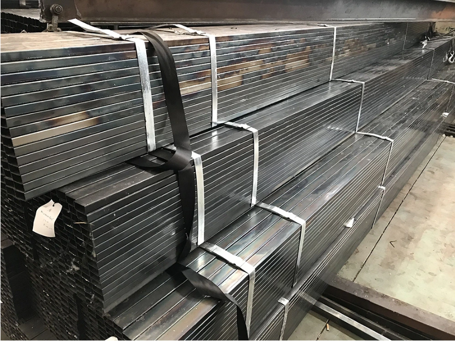 Polished Galvanized Rectangular Steel Tube 304 Q235 20mm*20mm*2mm For Metallurgy