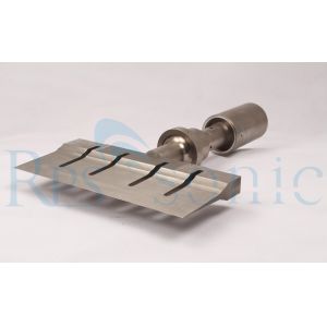 China Cake Cutting 20Khz 1000w Ultrasonic Cutting Machine With Titanium Blade on sale