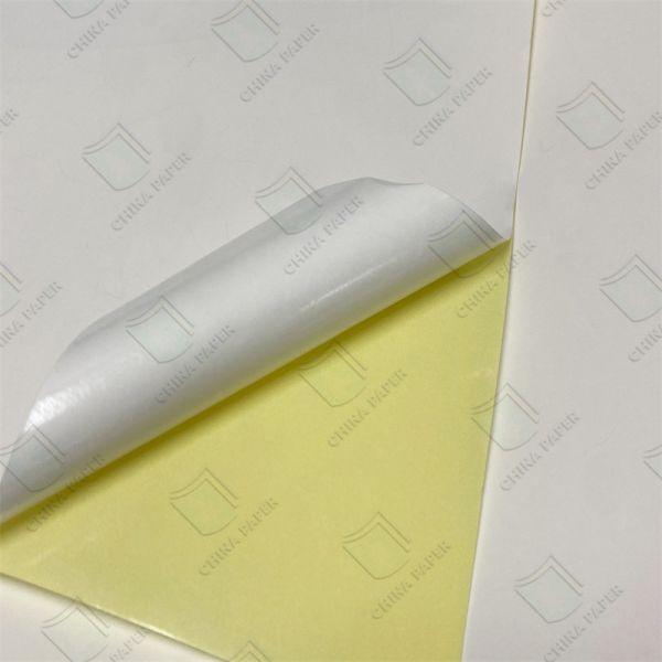 High Brightness Amp Smooth Surface Self Adhesive Sticker Paper For Shipping /