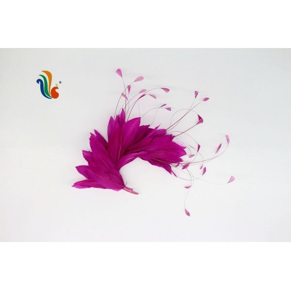 Goose Feather and Stripped Coque Flower Mount for Valentine's Day Party Decoration