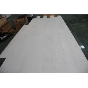 Pure White Stained Oak Multi-ply Engineered Wood Flooring