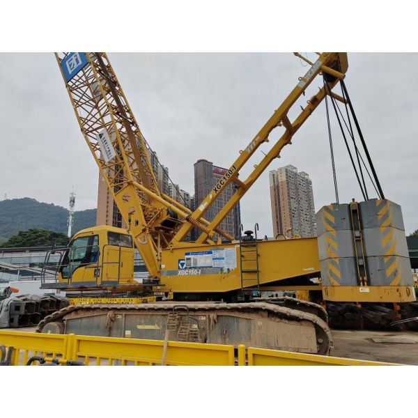 Used XGC150-1 150T Truss Arm Crawler Lifting Crane With High Power And Wide
