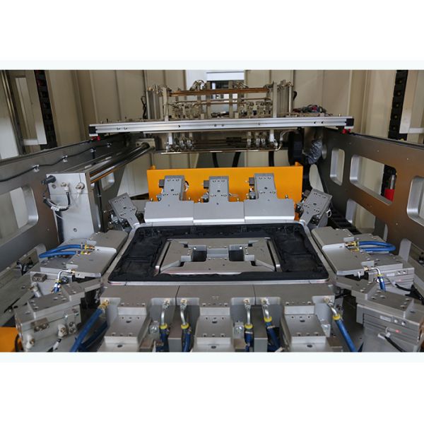 Hot Press Coating Equipment For Automobile Plastic Ceiling Decorative Plate