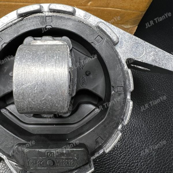 Rear Gearbox Mounting Transmission Bracket For Jaguar XJ8 XJR XF XJ XK C2D38505