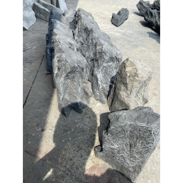 Buy Casting Resin Art Sculpture FRP Rockery Customized Size at wholesale prices
