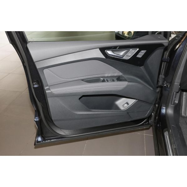 604KM Range Second Hand Electric Car Max Speed 160km/h Ternary Lithium Battery SUV