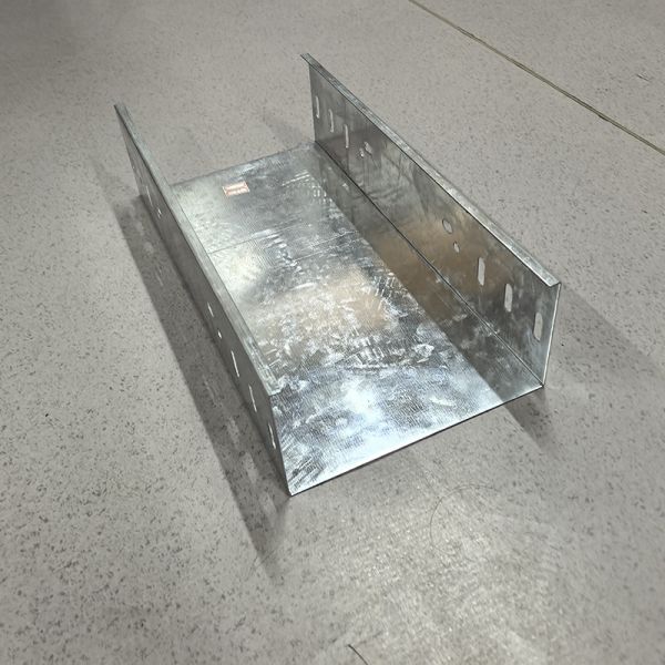 Buy Durability Wall Mounted Cable Tray 100mm 3m Length Fire Resistance at wholesale prices