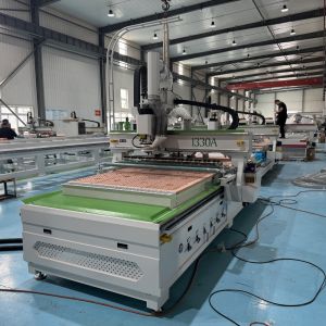 1330A 9kW CNC Nesting Router For Wood Processing Applications