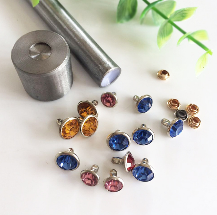 hotsale wholesale,gold,yellow fashion 10mm fashion round leather crystal brass diamond pearl decorative metal rivet for shoes