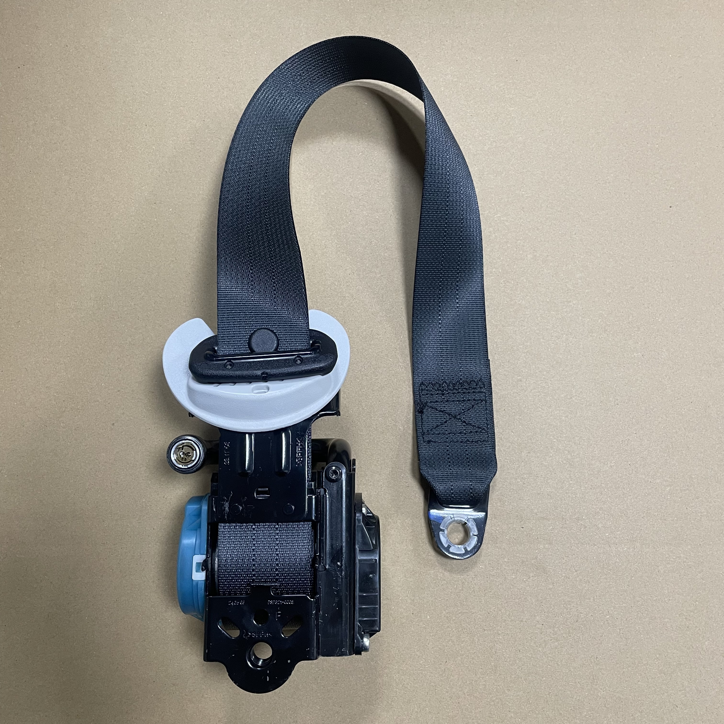 Three-Point Seat Belt Assembly for Kia Sportage 2023 year with 3.30-3.50m