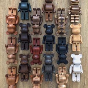 SGS Approved Hand Carved Wood Sculptures Bear Toy Ornament