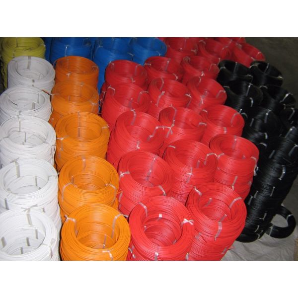 Instrument cables 1.5 mm2 feature a high-quality design made with superior components that are built to last