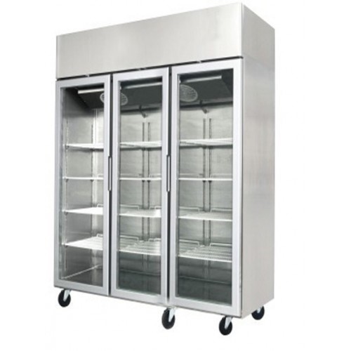 Buy Rustproof Commercial Standing Freezer Large Volume Accurate Temperature at wholesale prices