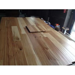 American Hickory Solid Hardwood Flooring with poplar colors in USA
