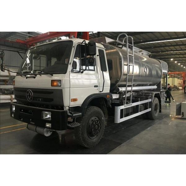 Buy Dongfeng 4x2 Mobile 15cbm Aviation Refueling Truck at wholesale prices